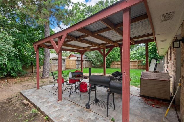 23011 Bayleaf Drive, Spring, TX 77373