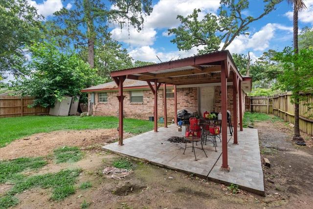 23011 Bayleaf Drive, Spring, TX 77373