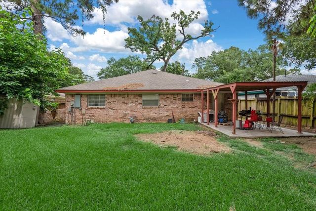 23011 Bayleaf Drive, Spring, TX 77373