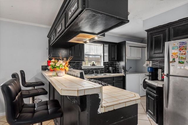 23011 Bayleaf Drive, Spring, TX 77373