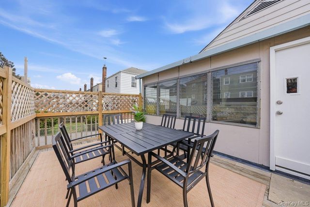 75 Woodlawn Avenue, Yonkers, NY 10704