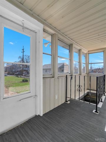 331 Rauhut Avenue, St Louis, MO 63125