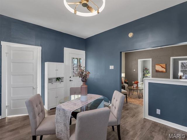 331 Rauhut Avenue, St Louis, MO 63125