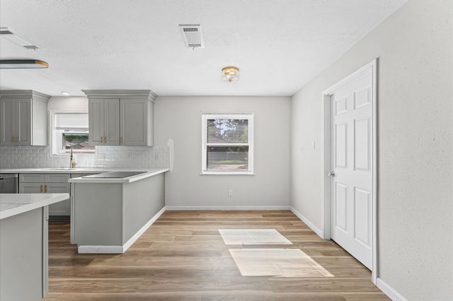 25503 Foxbriar Lane, Spring, TX 77373