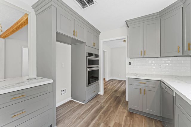25503 Foxbriar Lane, Spring, TX 77373