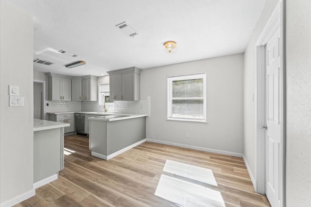 25503 Foxbriar Lane, Spring, TX 77373