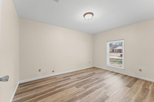 25503 Foxbriar Lane, Spring, TX 77373