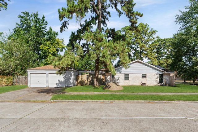 25503 Foxbriar Lane, Spring, TX 77373