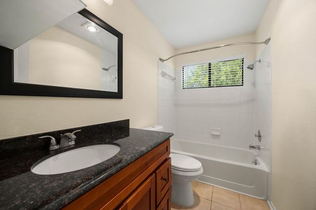 2409 Dowd LN, Austin, TX 78728