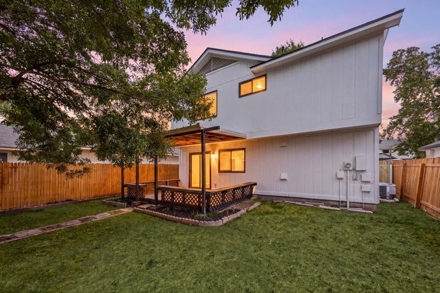 2409 Dowd LN, Austin, TX 78728