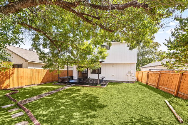 2409 Dowd LN, Austin, TX 78728