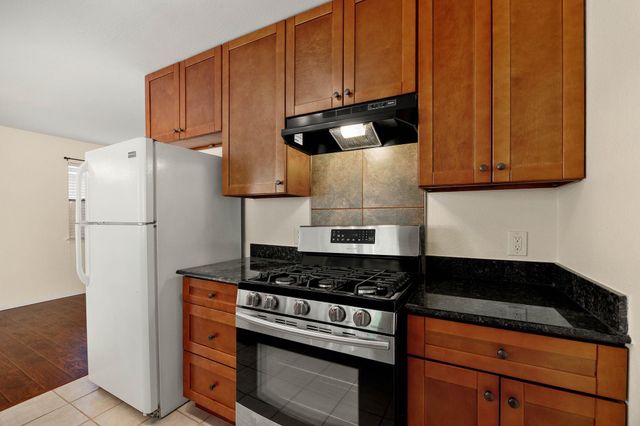 2409 Dowd LN, Austin, TX 78728