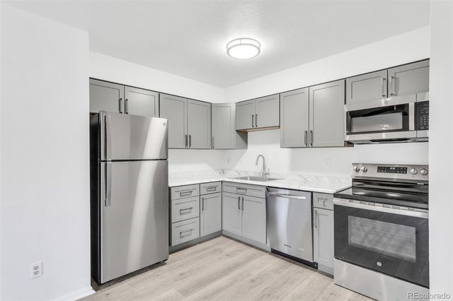 2575 S Syracuse Way J108, Denver, CO 80231