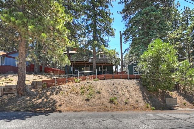 31175 All View, Running Springs, CA 92382