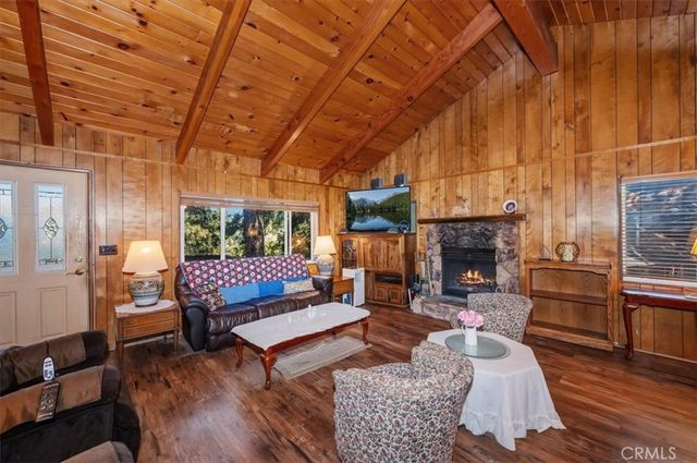 31175 All View, Running Springs, CA 92382