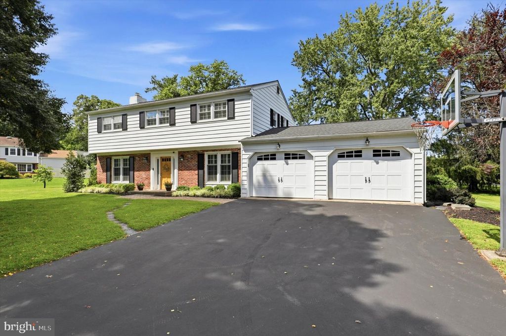 623 HILLSIDE RD, BLUE BELL, PA 19422 — photo 2
