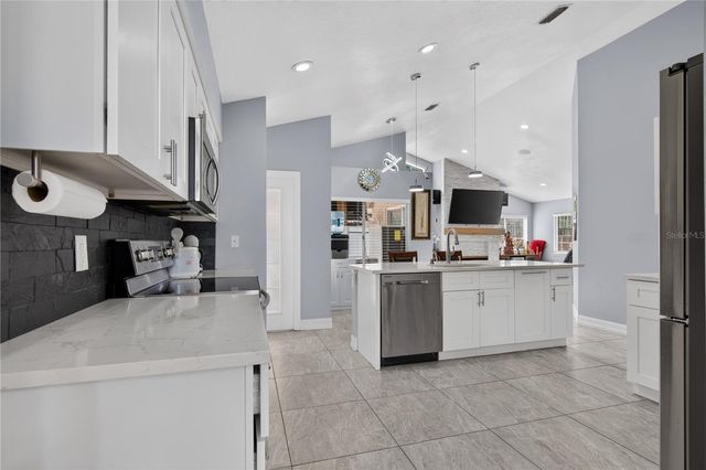 319 OAKWOOD COURT, Lake Mary, FL 32746