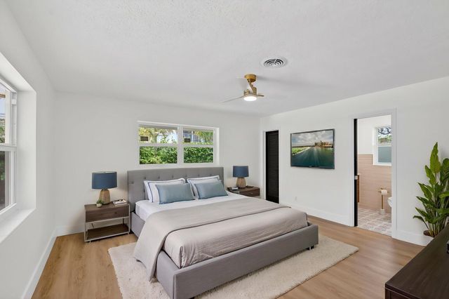 1221 Singer Drive, Singer Island, FL 33404