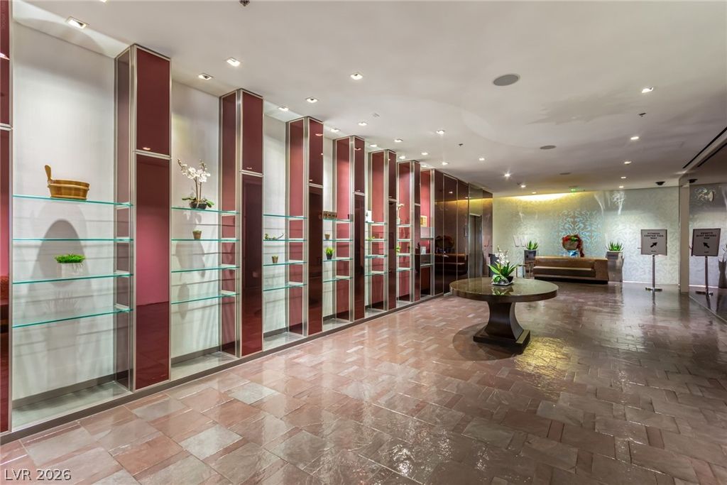 Image 38 of property listing at 4381 West Flamingo Road 18320, Las Vegas, NV 89103