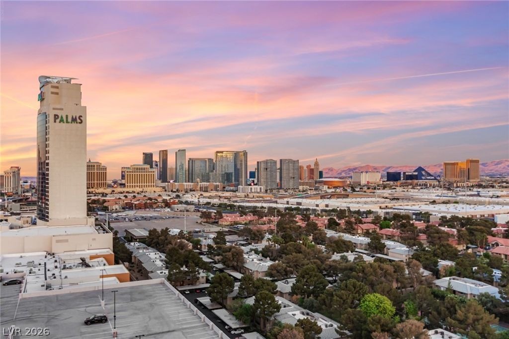 Image 42 of property listing at 4381 West Flamingo Road 18320, Las Vegas, NV 89103