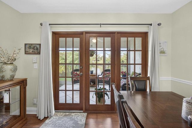 135 Lake Anne Drive, West Palm Beach, FL 33411