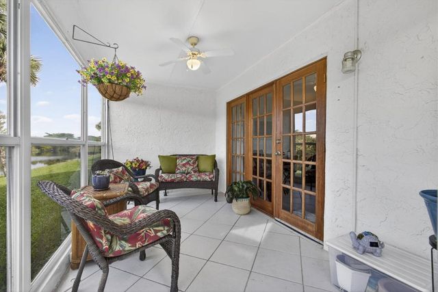 135 Lake Anne Drive, West Palm Beach, FL 33411