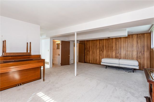 1382 Rawlings Drive, Fairborn, OH 45324