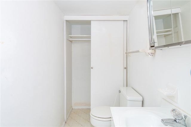 1382 Rawlings Drive, Fairborn, OH 45324