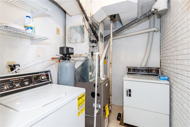 1382 Rawlings Drive, Fairborn, OH 45324