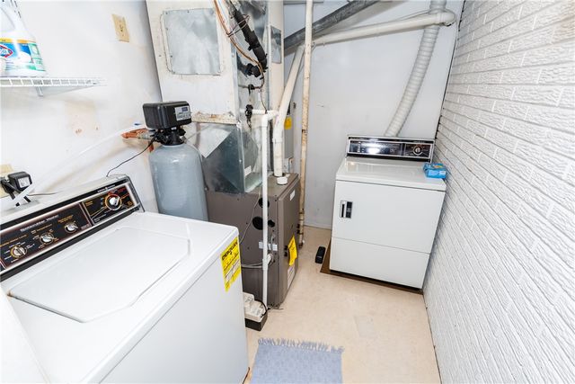 1382 Rawlings Drive, Fairborn, OH 45324