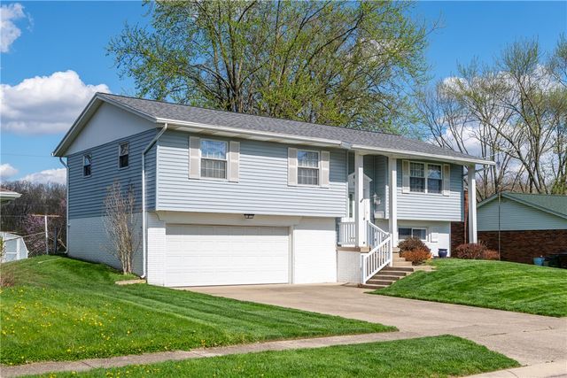 1382 Rawlings Drive, Fairborn, OH 45324