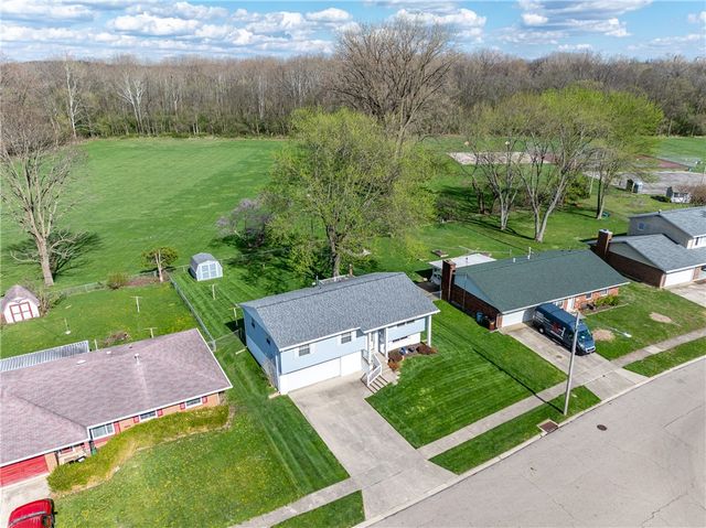 1382 Rawlings Drive, Fairborn, OH 45324