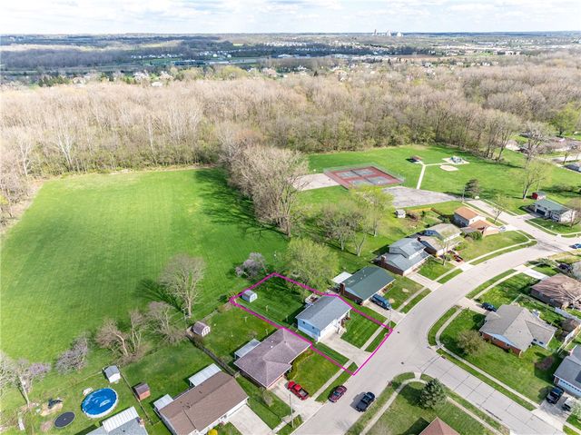 1382 Rawlings Drive, Fairborn, OH 45324