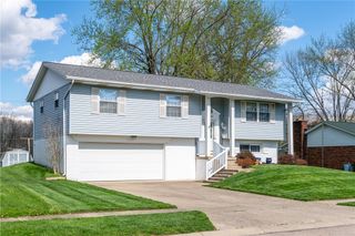 1382 Rawlings Drive, Fairborn, OH 45324