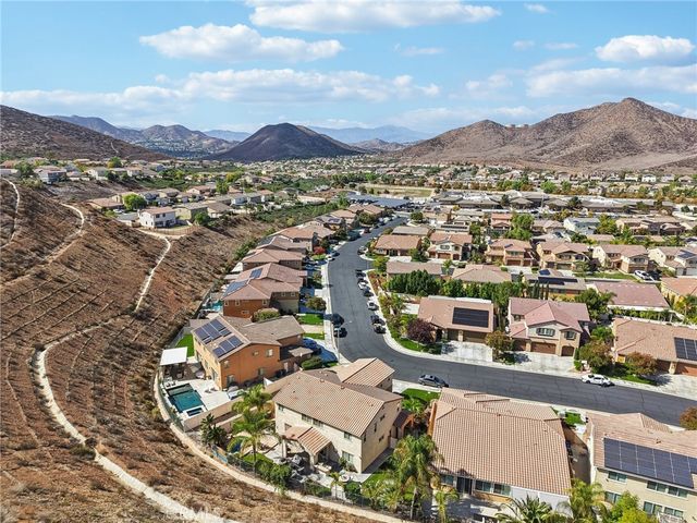 36274 Waxen, Lake Elsinore, CA 92532