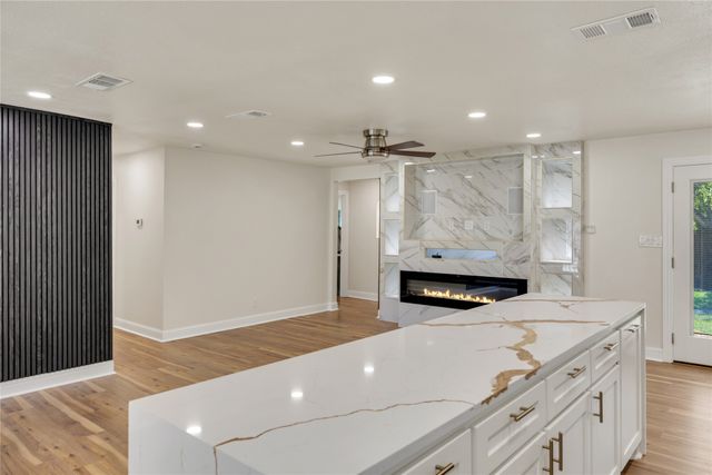 1418 Royal Drive, Kaufman, TX 75142