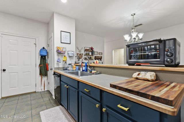 2444 Cotton Drive, Gulfport, MS 39507