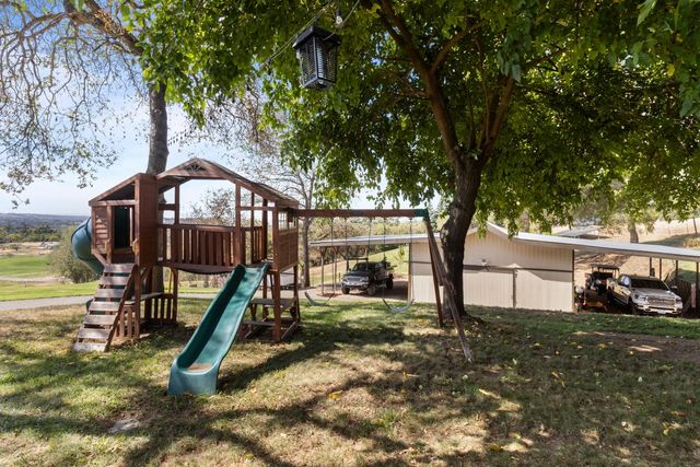 3755 Ayres Holmes Ln, Auburn, CA 95602