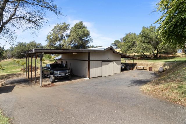 3755 Ayres Holmes Ln, Auburn, CA 95602