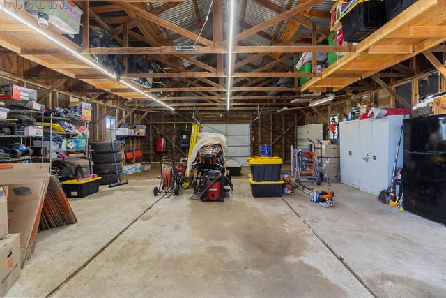 3755 Ayres Holmes Ln, Auburn, CA 95602