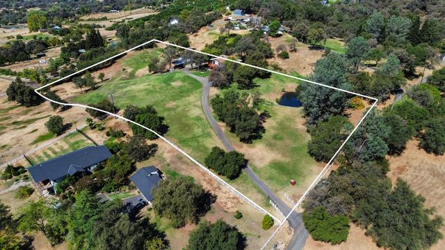 3755 Ayres Holmes Ln, Auburn, CA 95602