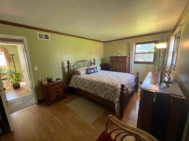 3004 S Lynn Court, Mount Prospect, IL 60056