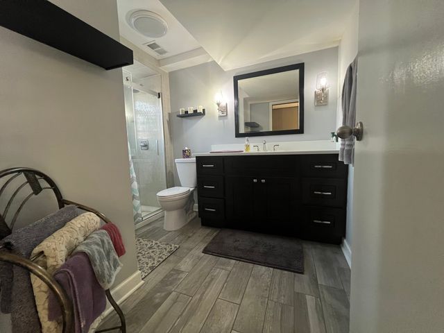 3004 S Lynn Court, Mount Prospect, IL 60056