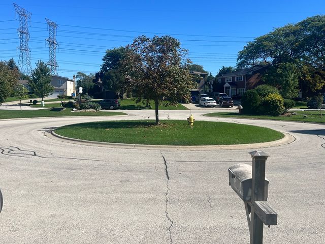 3004 S Lynn Court, Mount Prospect, IL 60056