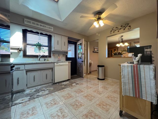3004 S Lynn Court, Mount Prospect, IL 60056