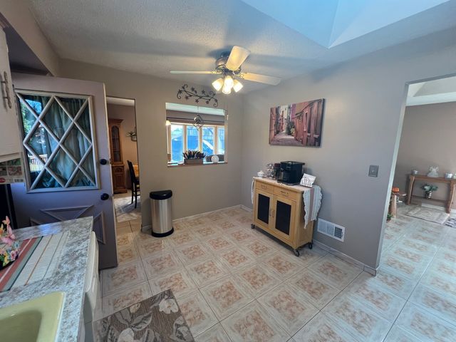 3004 S Lynn Court, Mount Prospect, IL 60056