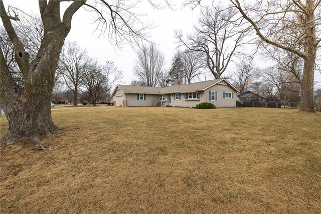 14 W 109 Street, Kansas City, MO 64114