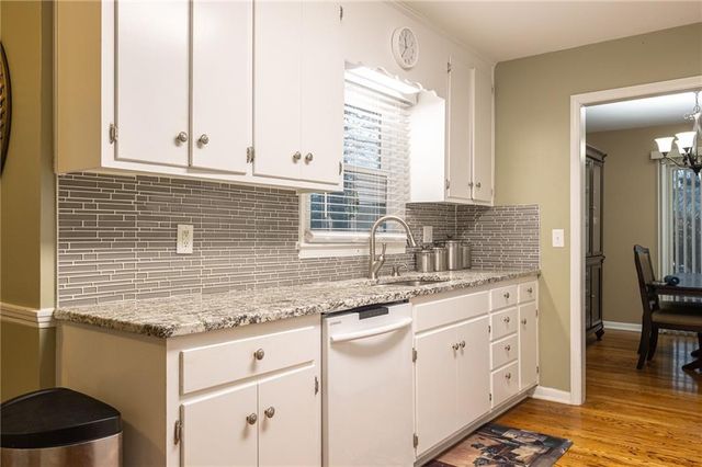 14 W 109 Street, Kansas City, MO 64114