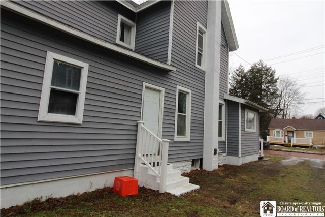 19 Lovall Avenue, Jamestown, NY 14701