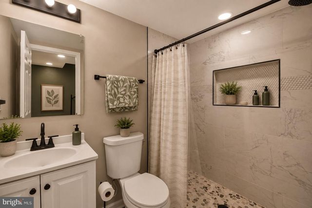 12 S SMALLWOOD ST, Baltimore, MD 21223